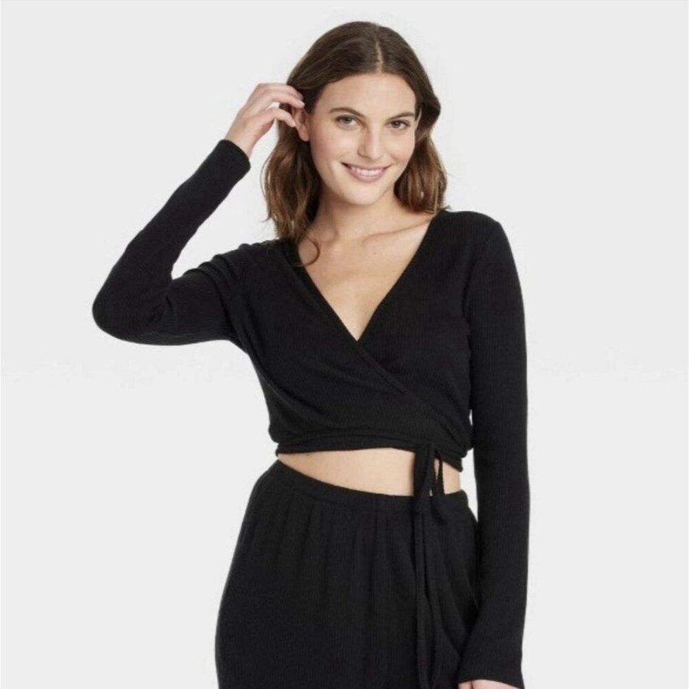 NEW Colsie Long Sleeve Cropped Ribbed Cozy Wrap Top - Black